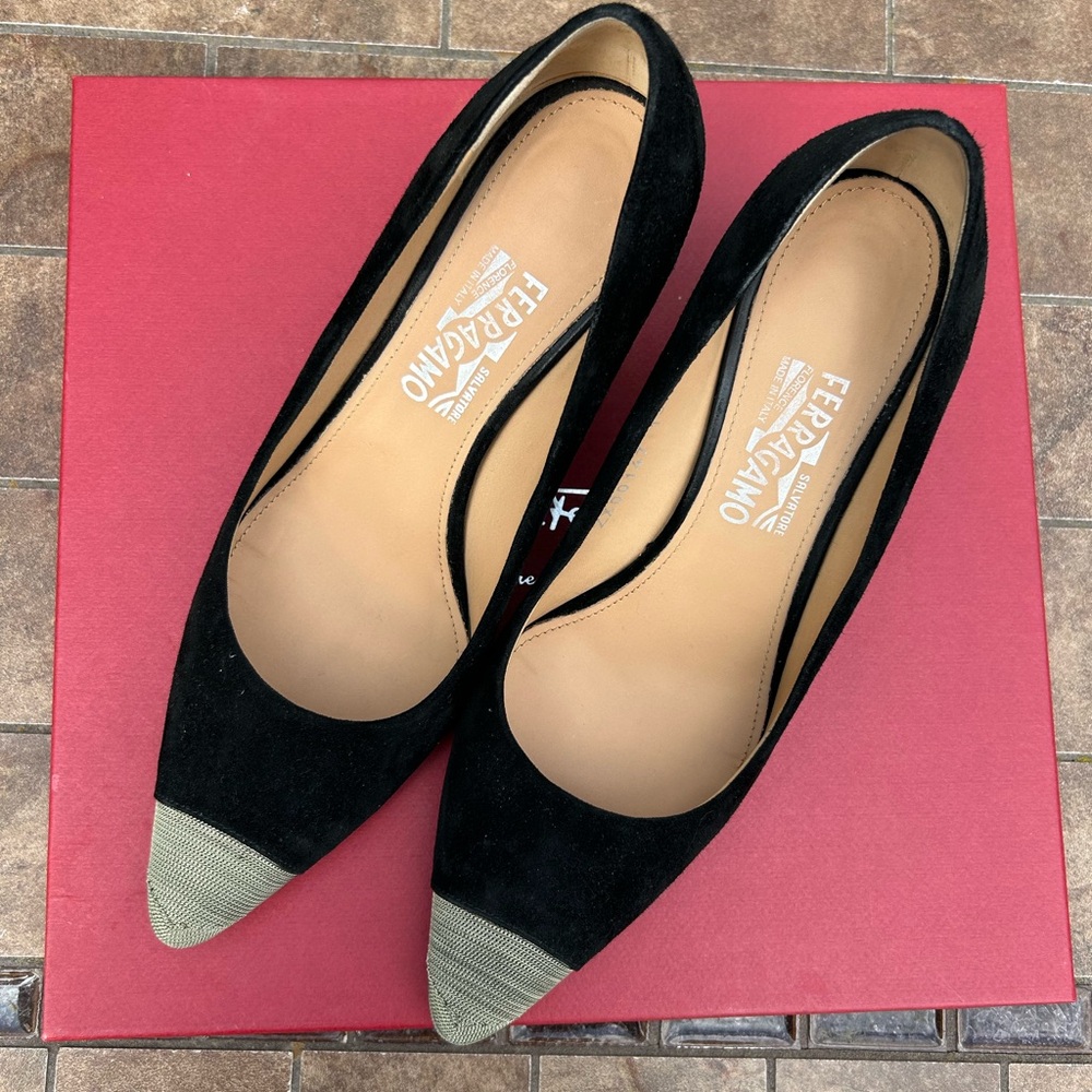 Salvatore Ferragamo Sued For Black Heels. Size 9.5B